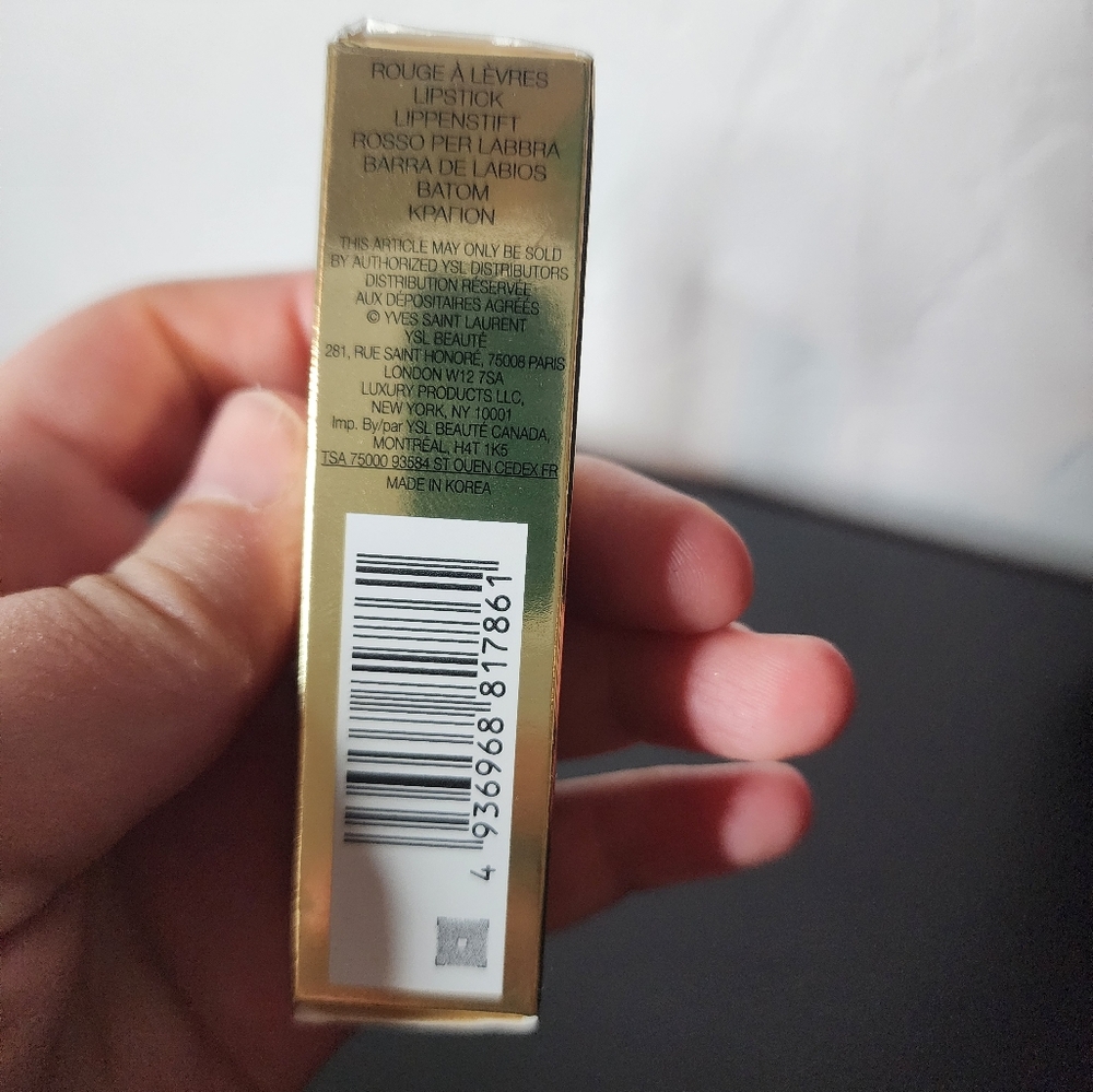 NEW YSL Yves Saint Laurent Candy Glaze Showcasing Nude Lip Gloss Number 15 - Picture 7 of 9